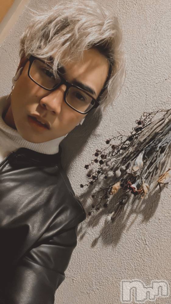 �����������������åȥС�Cafe&Bar Roots �롼��(���ե�����ɥС� �롼��) Roots��ɽ ���ߤ�3��9���̥�֥����֥ᥬ���˻Ҥˤʤ�ޤ�����