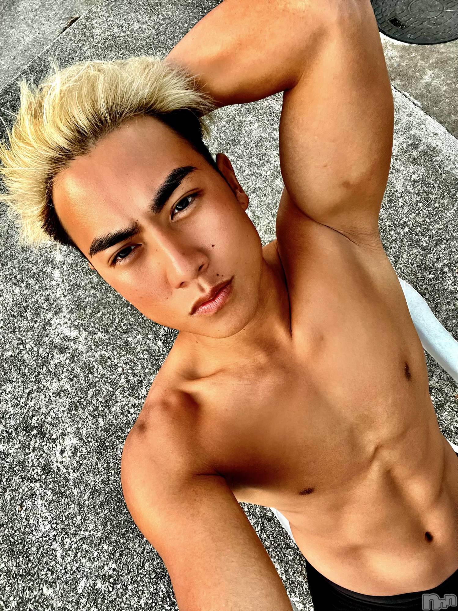 �����������������åȥС�Cafe&Bar Roots �롼��(���ե�����ɥС� �롼��) ��2022ǯ7��19���̥�֥�����ͼ�Ƥ��γ��夬��🌅��