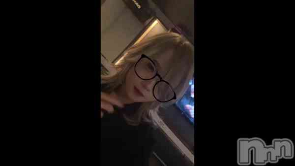 ��3���١�