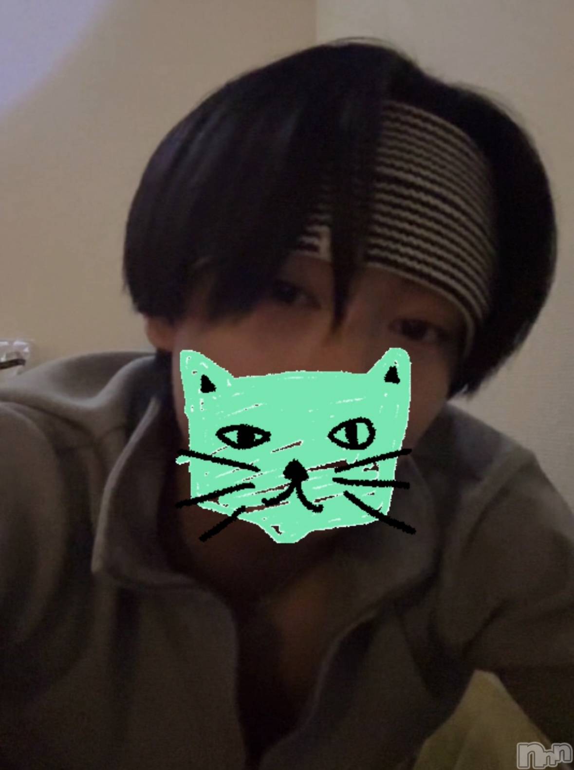 �����������������åȥС�Cafe&Bar Roots �롼��(���ե�����ɥС� �롼��) ��2025ǯ5��10���̥�֥����ֺǶᤪ�򶯤���ˤĤ��ơ�