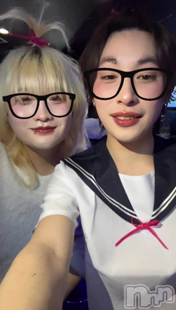 �����������������åȥС�Bar.Color(�С����顼) ����󤯤���4��6���̥�֥����֤Ƥ뤸����