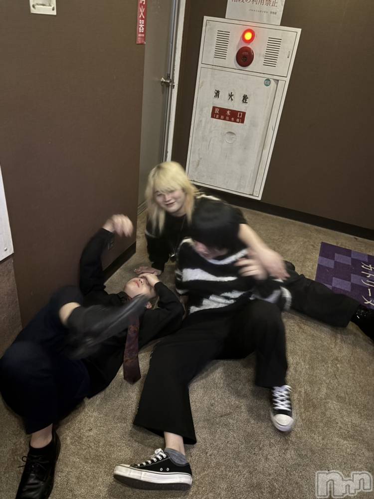 �����������������åȥС�Bar.Color(�С����顼) ����󤯤���4��11���̥�֥����֤䤹�ߤ�����