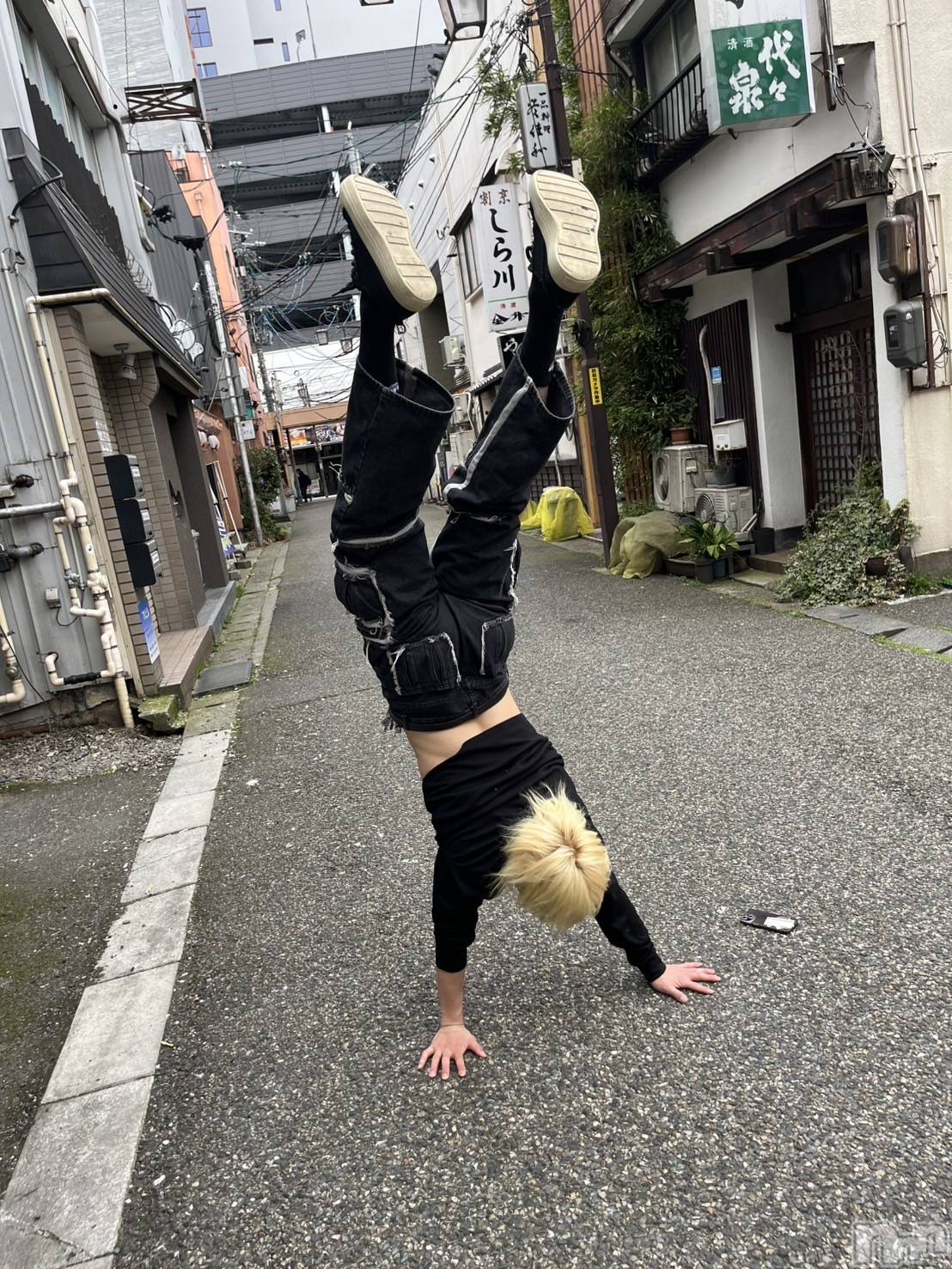 �����������������åȥС�Bar.Re.Muse(�С���ߥ塼��) ��2025ǯ4��12���̥�֥����֤Ҥä����֤�ޤǰ���^_^��