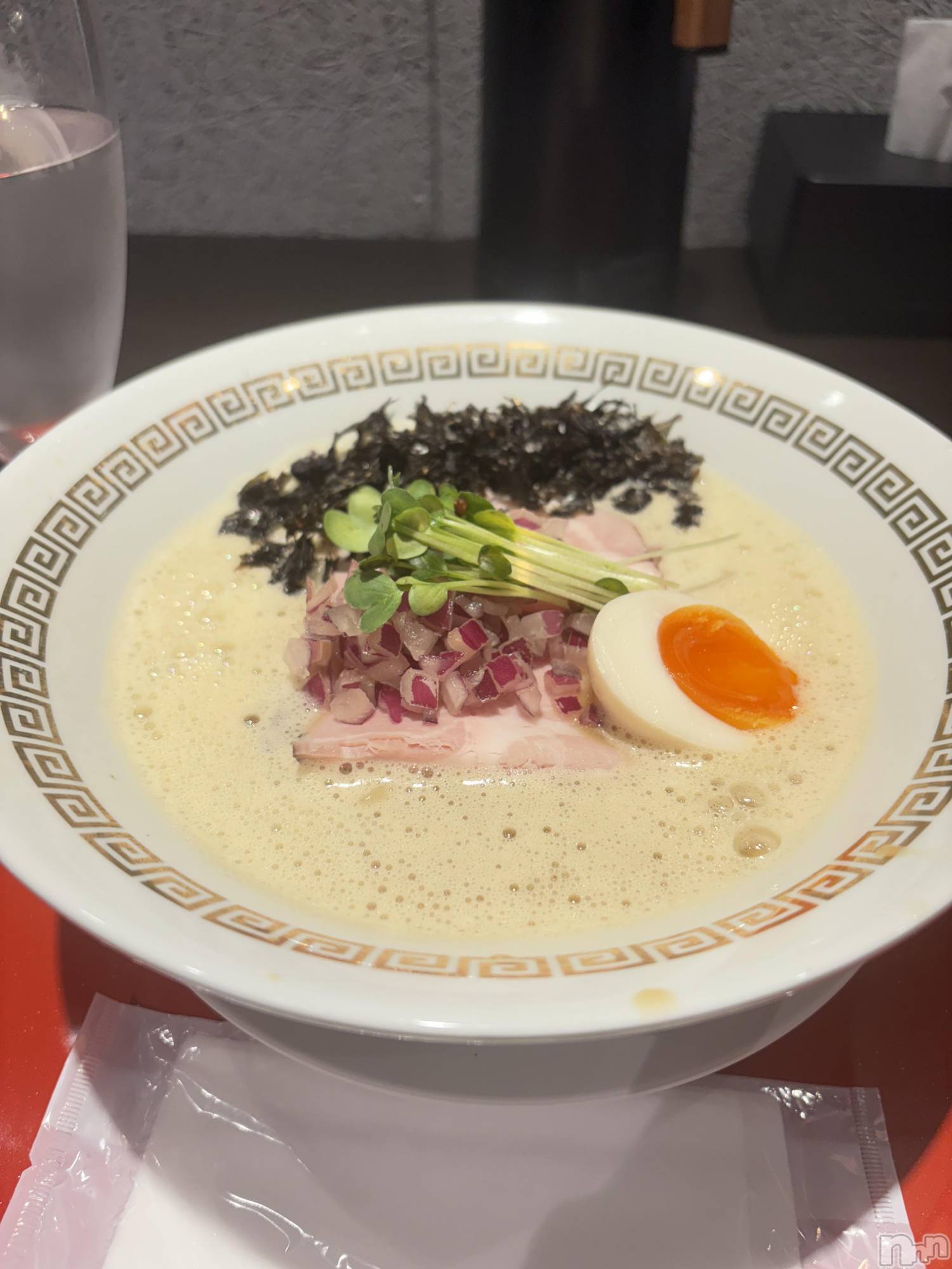 �����������������åȥС�Cafe&Bar Roots �롼��(���ե�����ɥС� �롼��) ��2025ǯ5��10���̥�֥�����Roots�դߤ�֥����Ϥ�ޤ�����